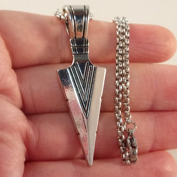 Mens Silver Stainless Steel Carved Arrow Head Pendant Rolo Chain Necklace - Picture 4 of 4